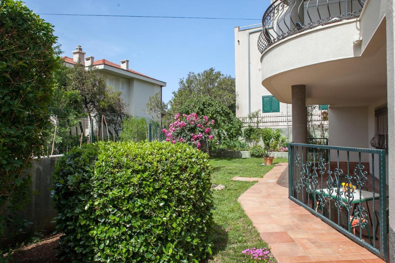 Apartments Cvjetni Dvori マカルスカ エクステリア 写真