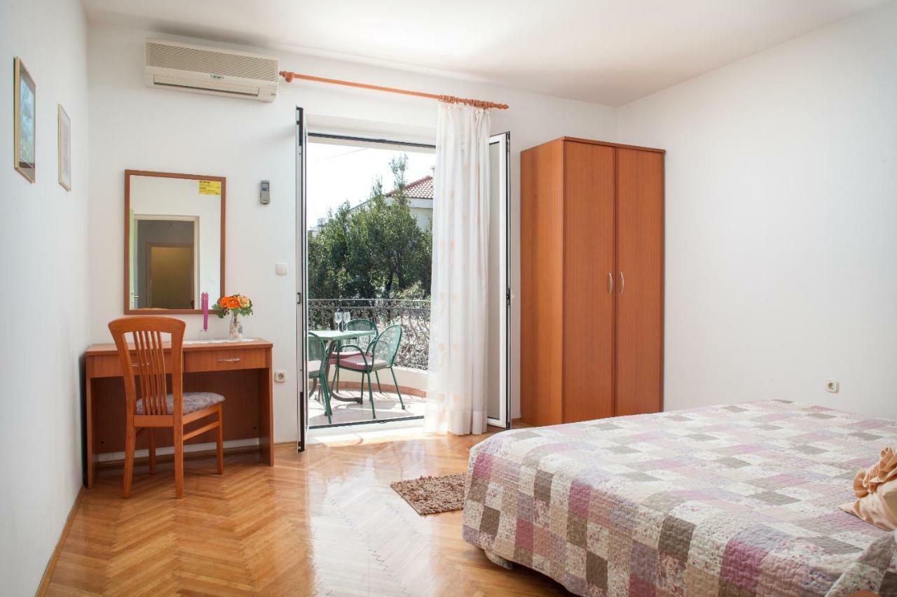 Apartments Cvjetni Dvori マカルスカ エクステリア 写真