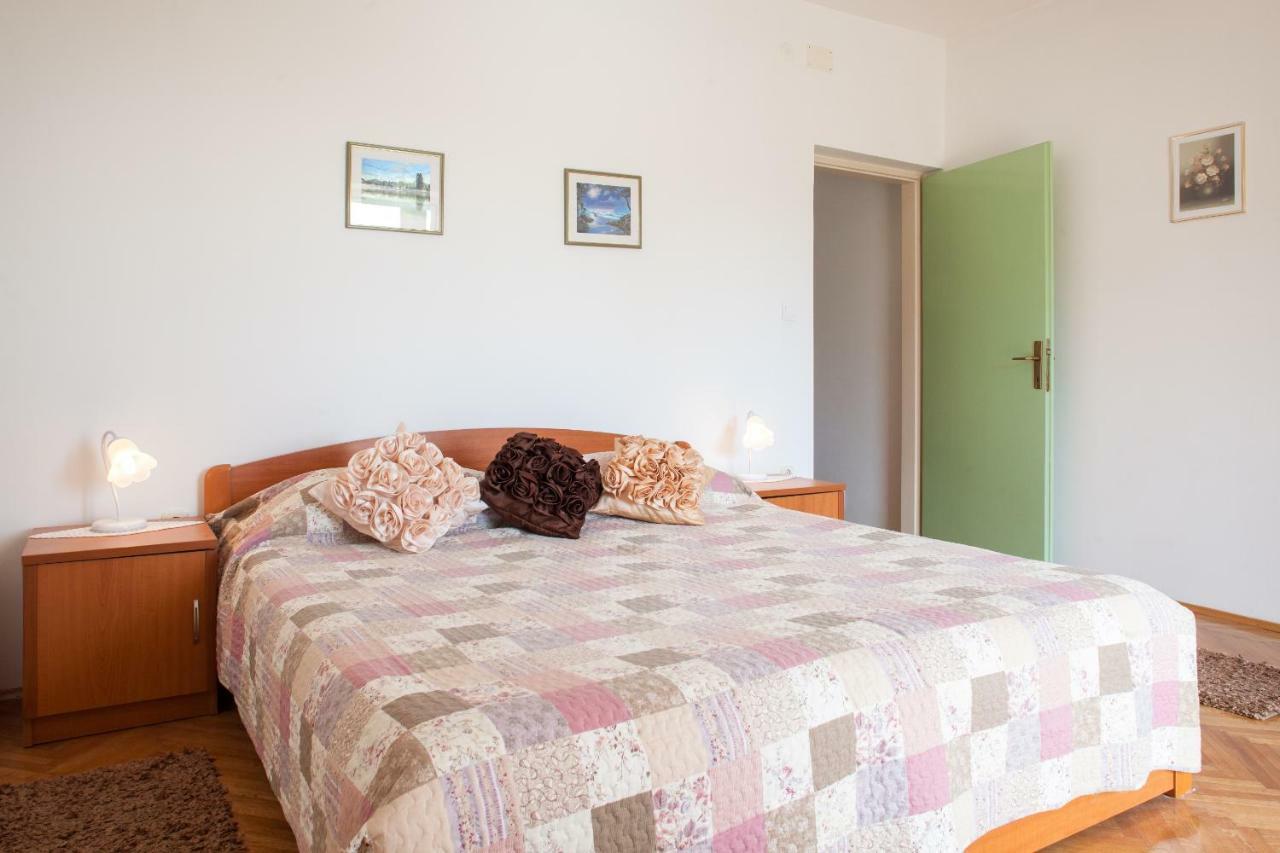 Apartments Cvjetni Dvori マカルスカ エクステリア 写真