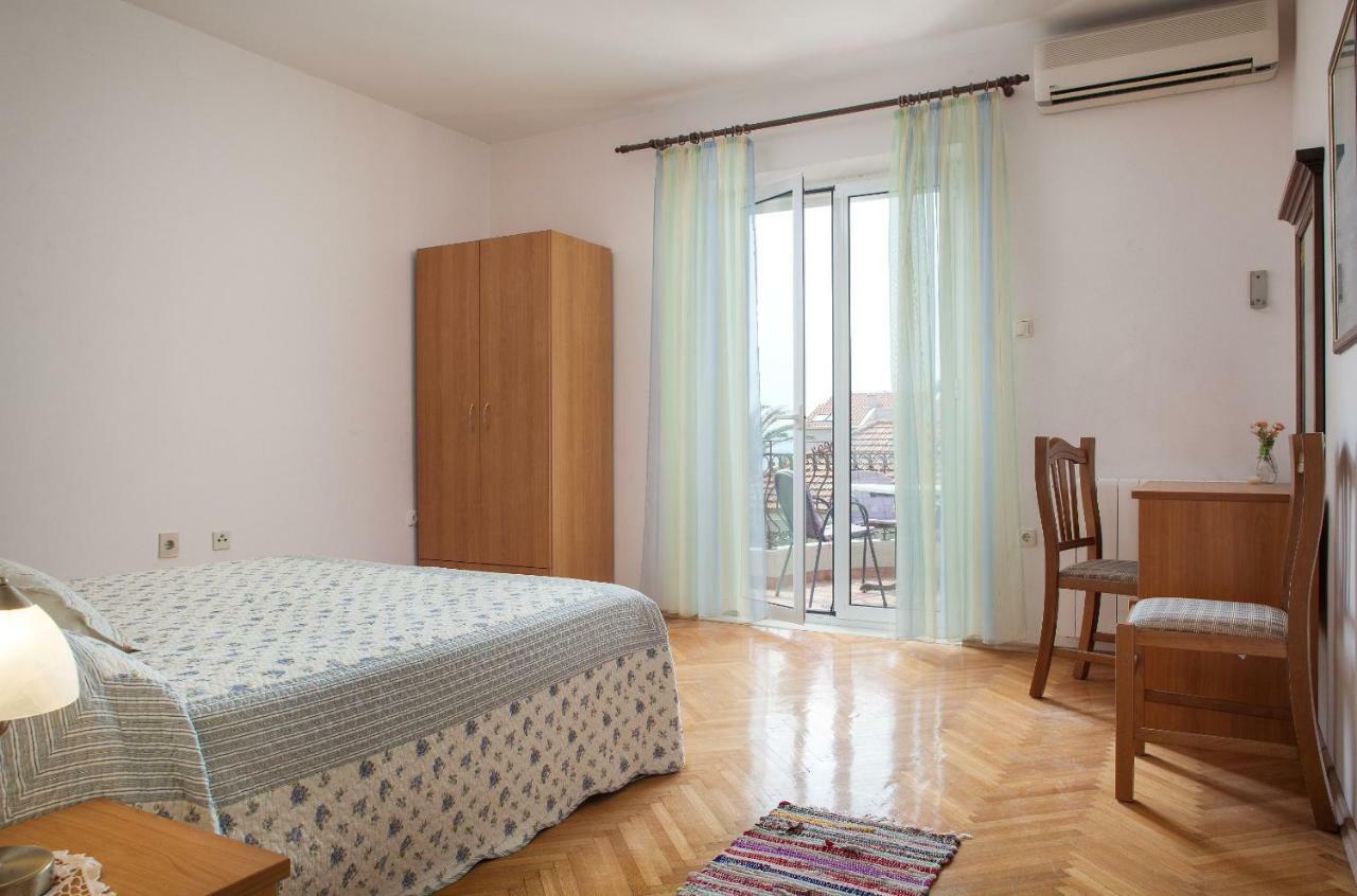 Apartments Cvjetni Dvori マカルスカ エクステリア 写真