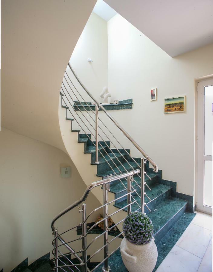 Apartments Cvjetni Dvori マカルスカ エクステリア 写真