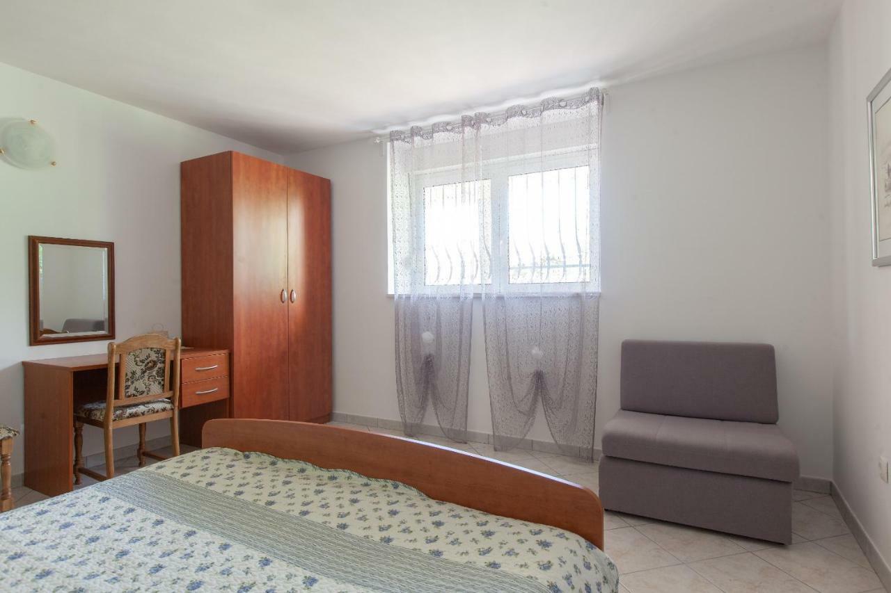 Apartments Cvjetni Dvori マカルスカ エクステリア 写真
